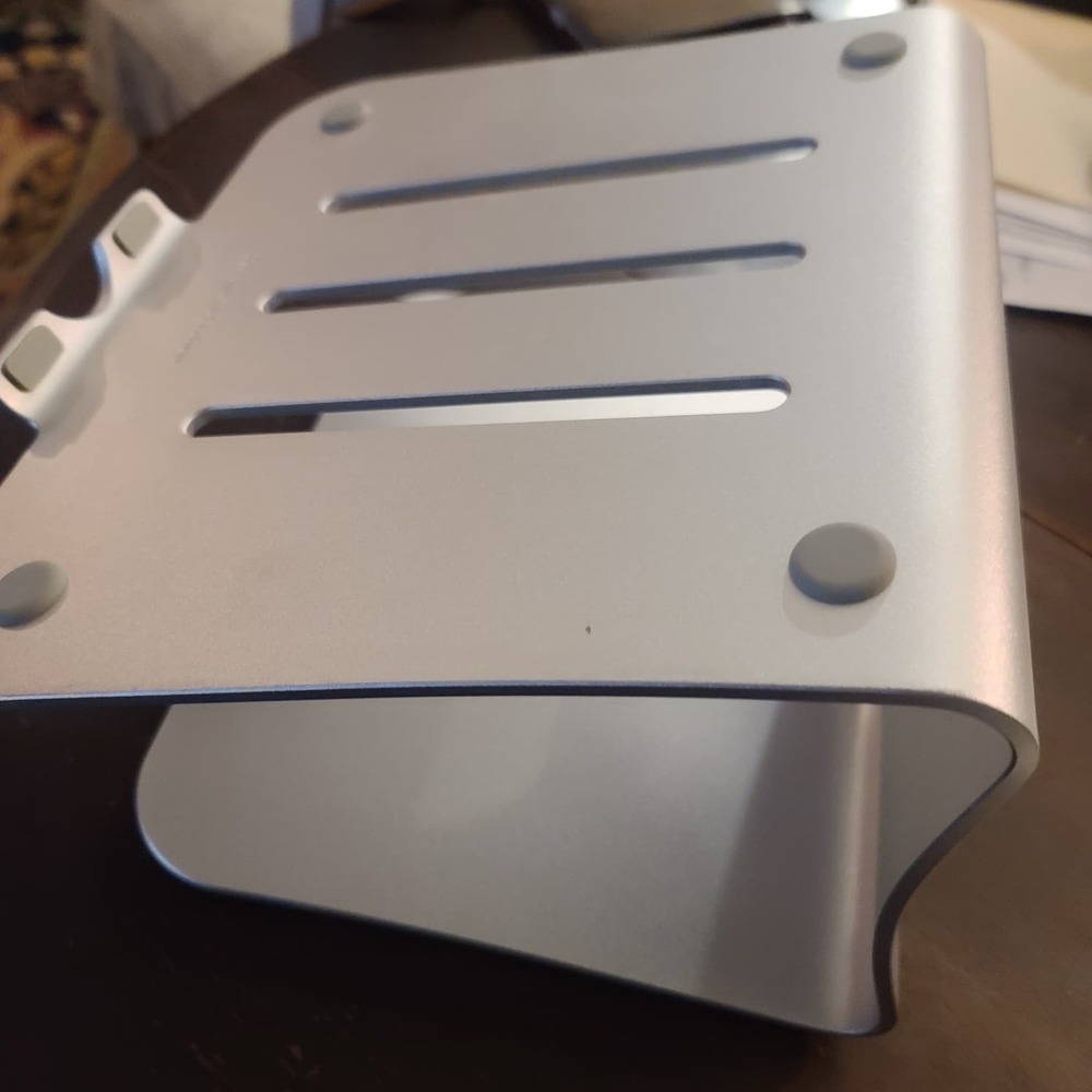 Bestand TI-Station Silver‎ Aluminum Laptop Stand Riser Holder